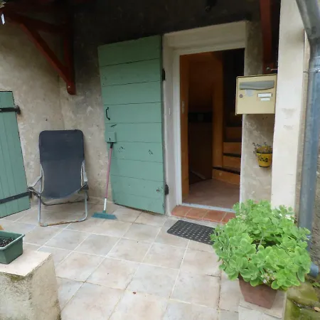 Apartment Le De Dedee