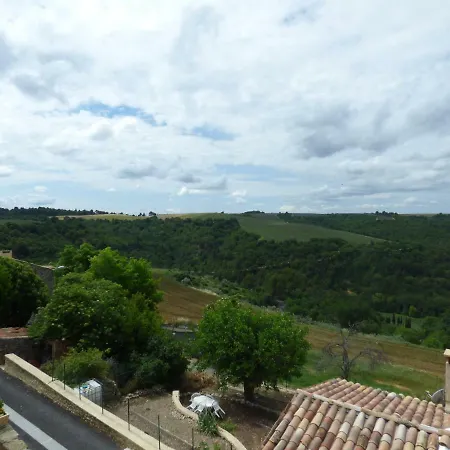 Apartment Le De Dedee